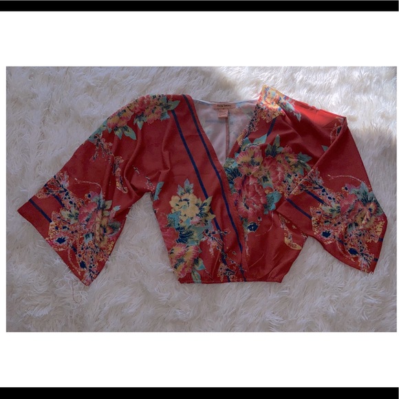 Flying Tomato Tops - Flying Tomato Floral Blouse